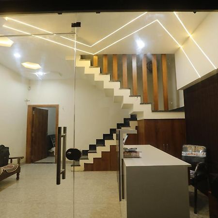 Hotel Garima Ujjain Exterior foto