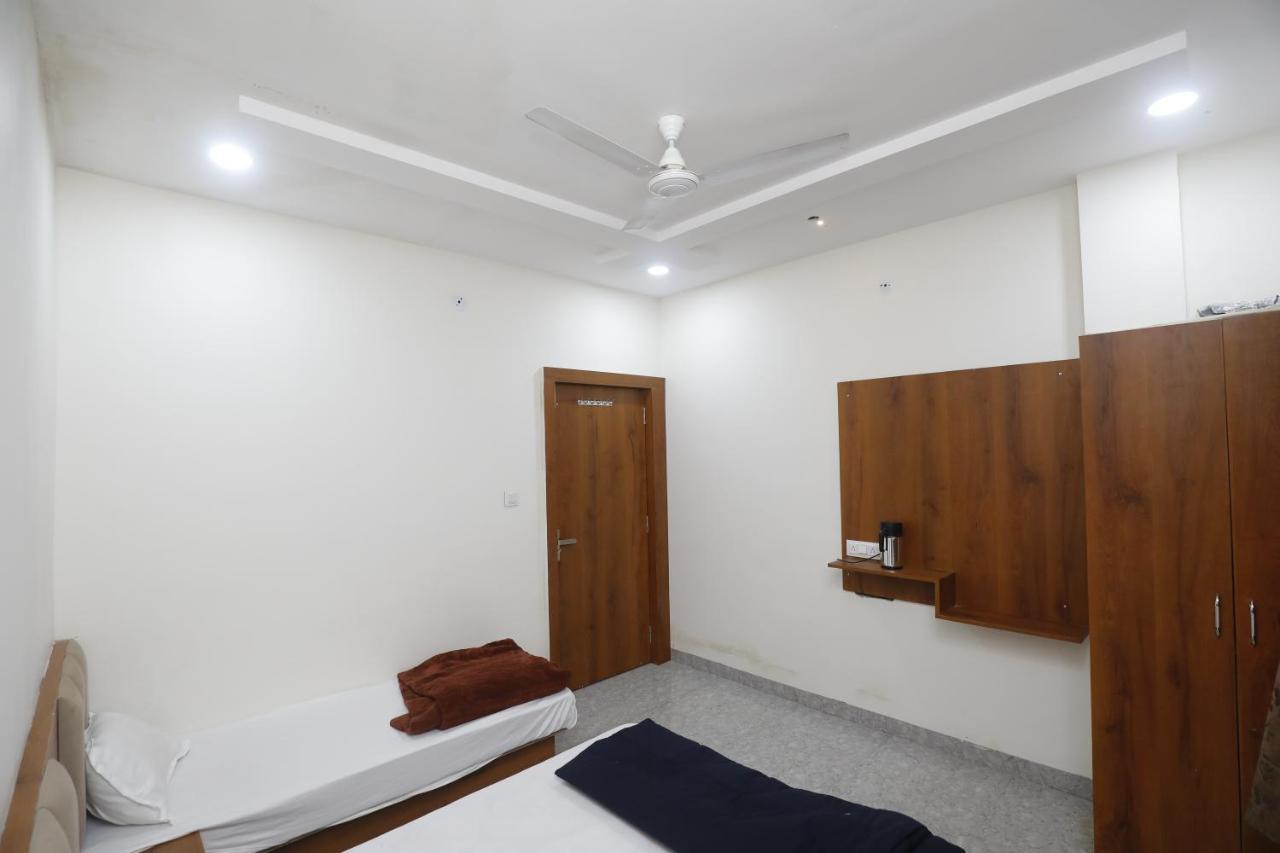 Hotel Garima Ujjain Exterior foto